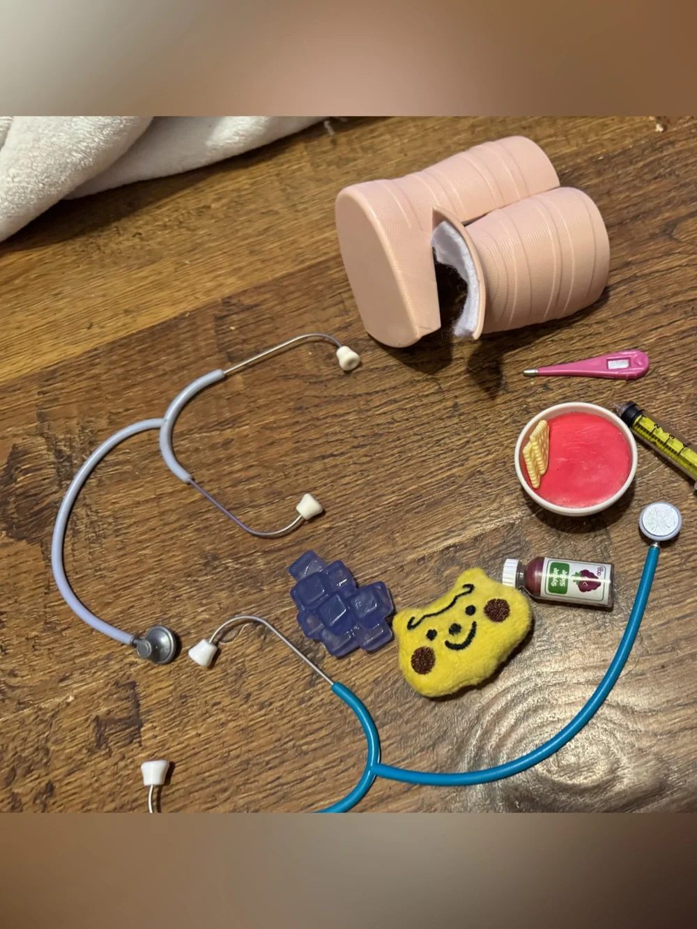 American Girl Doll Wellness Get well soon playset Cast, soup, meds,ice pack. Etc